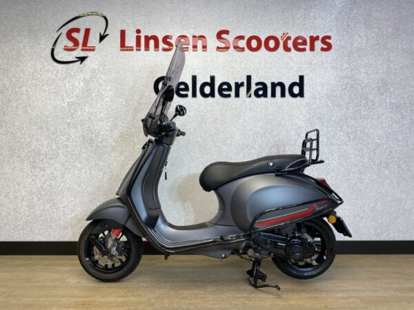 Vespa Sprint 45 km/h Mat Grijs 2022 - Afbeelding 3