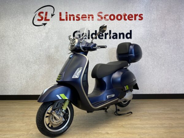 Vespa GTS 300 HPE SuperTech Blu Energico 2023 - Afbeelding 2