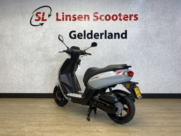 Peugeot Kisbee 45 km/h Nardo Grey 2021 - Afbeelding 4