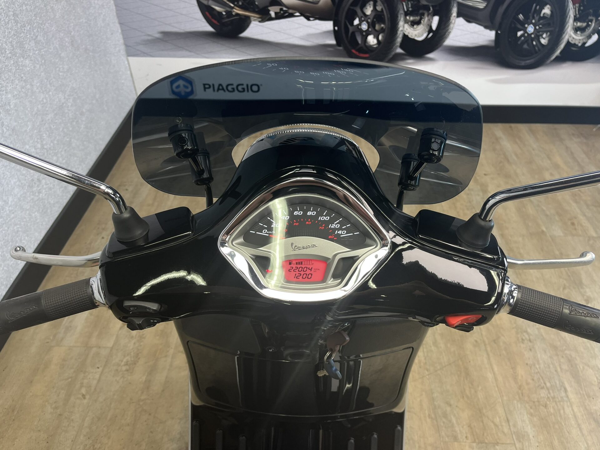 Vespa GTS 300cc Zwart 2017 - Afbeelding 8