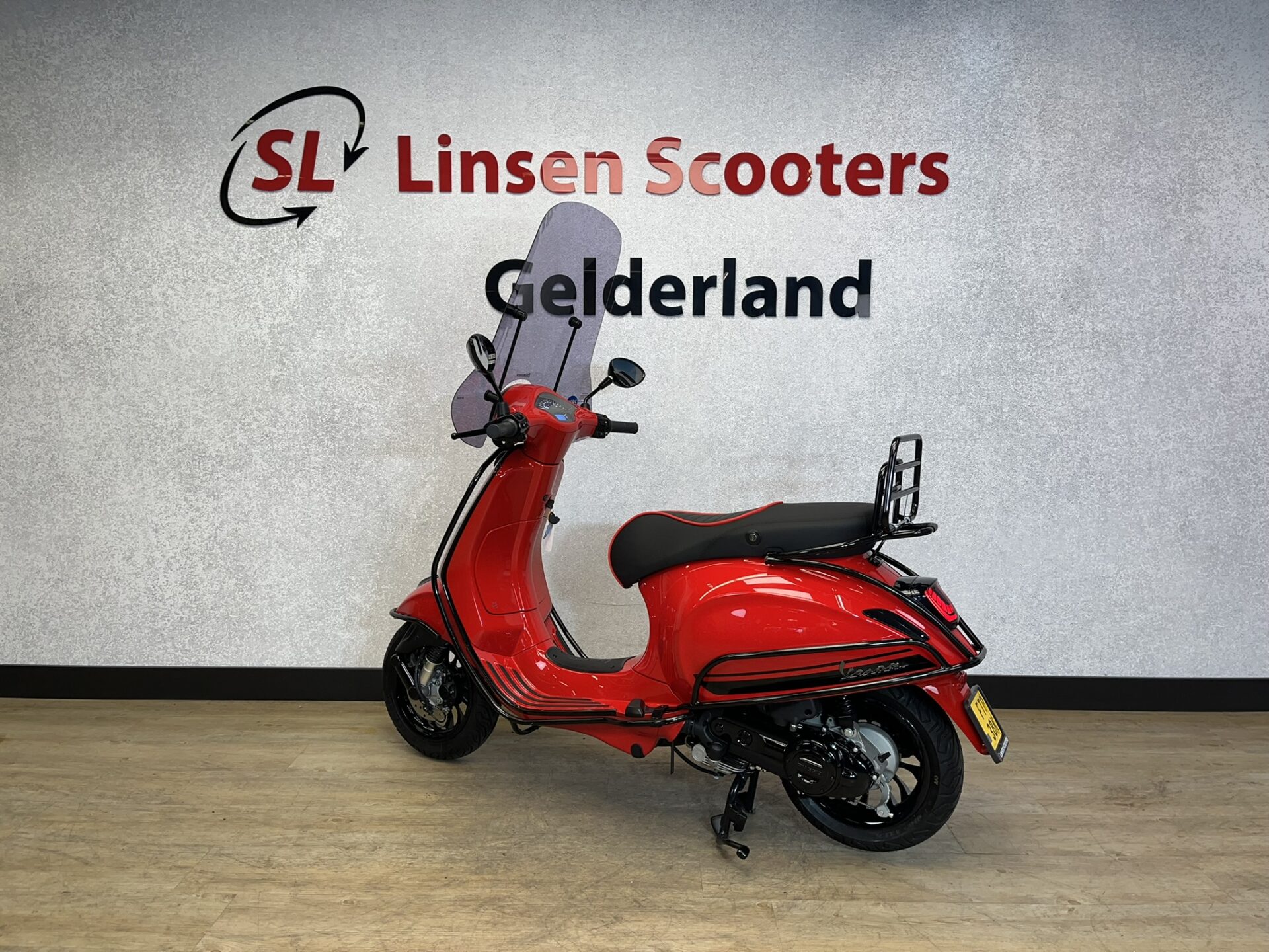 Vespa Primavera 45 km/h Rood 2026 NIEUW! - Afbeelding 4
