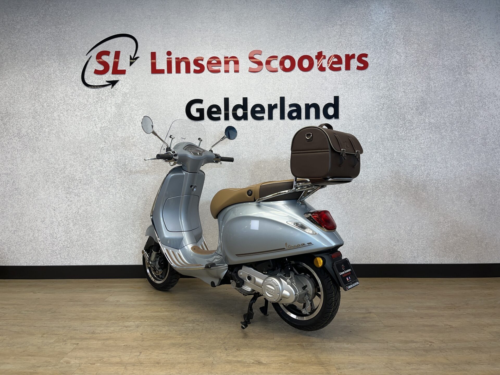 Vespa Primavera 45 km/h Pic Nic Grey Style 2024 - Afbeelding 4