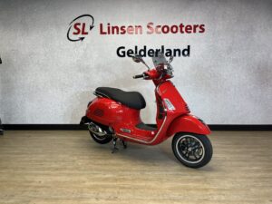 Vespa GTS Super 310 Rood 2026 NIEUW!