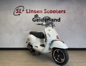 Vespa GTS Super 300cc HPE Wit 2019