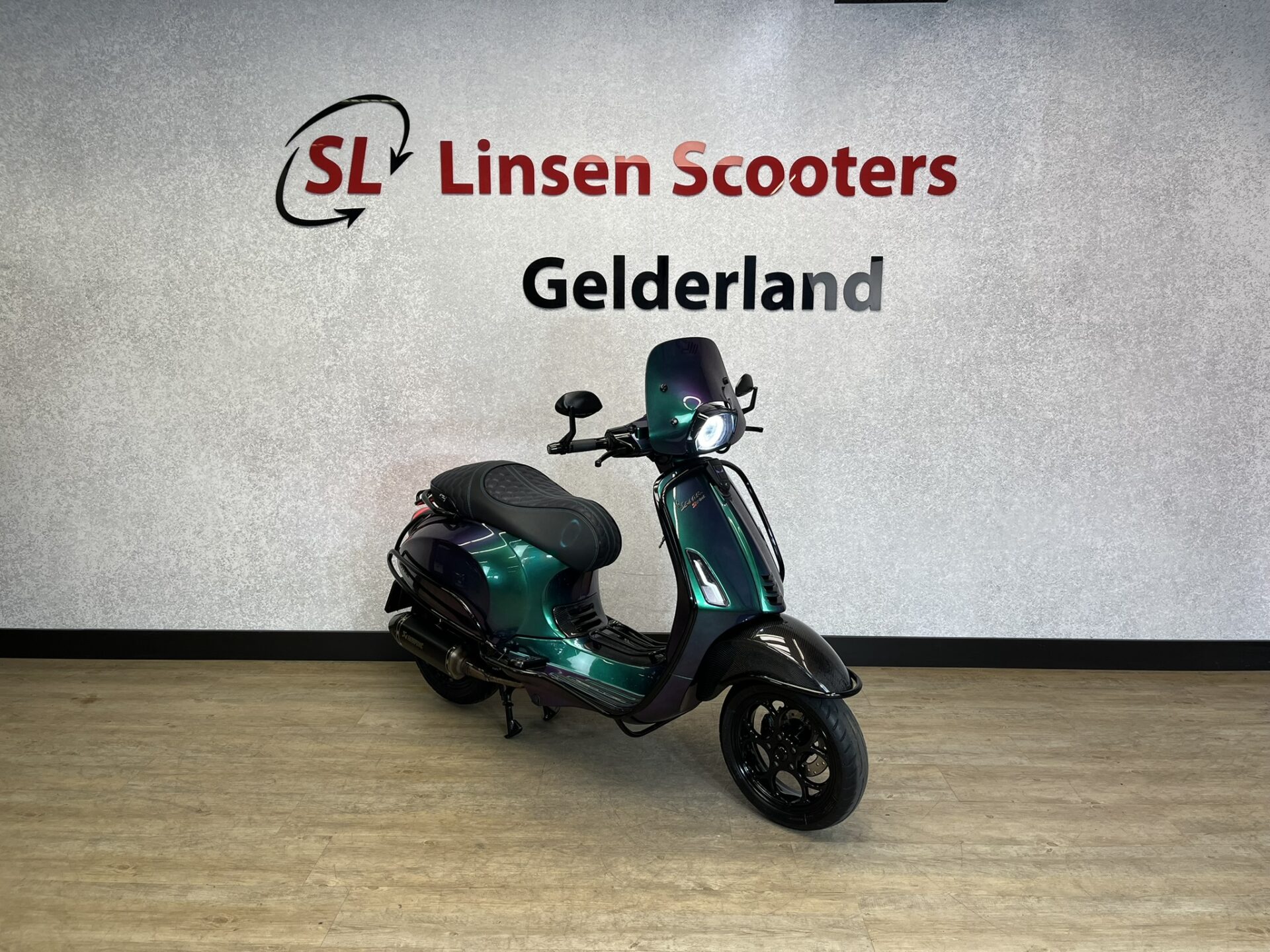 Vespa Sprint 45 km/h Custom Kameleon 2020