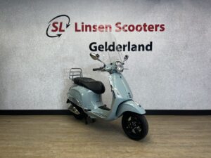 Vespa Primavera 25 km/h Custom Ice Blue 2016